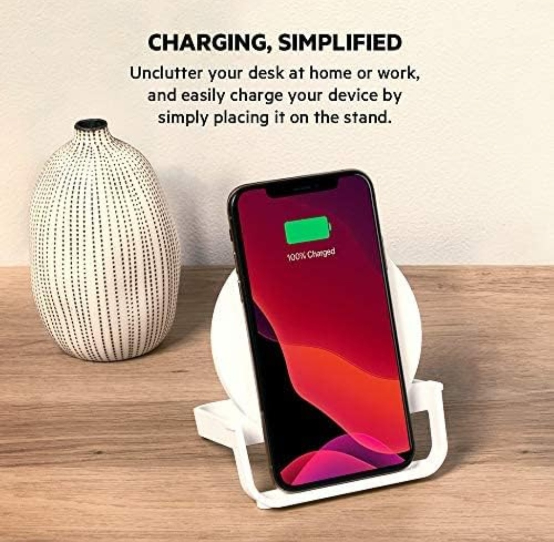 Belkin BoostCharge 10W Fast Wireless Charging Stand - photo 3