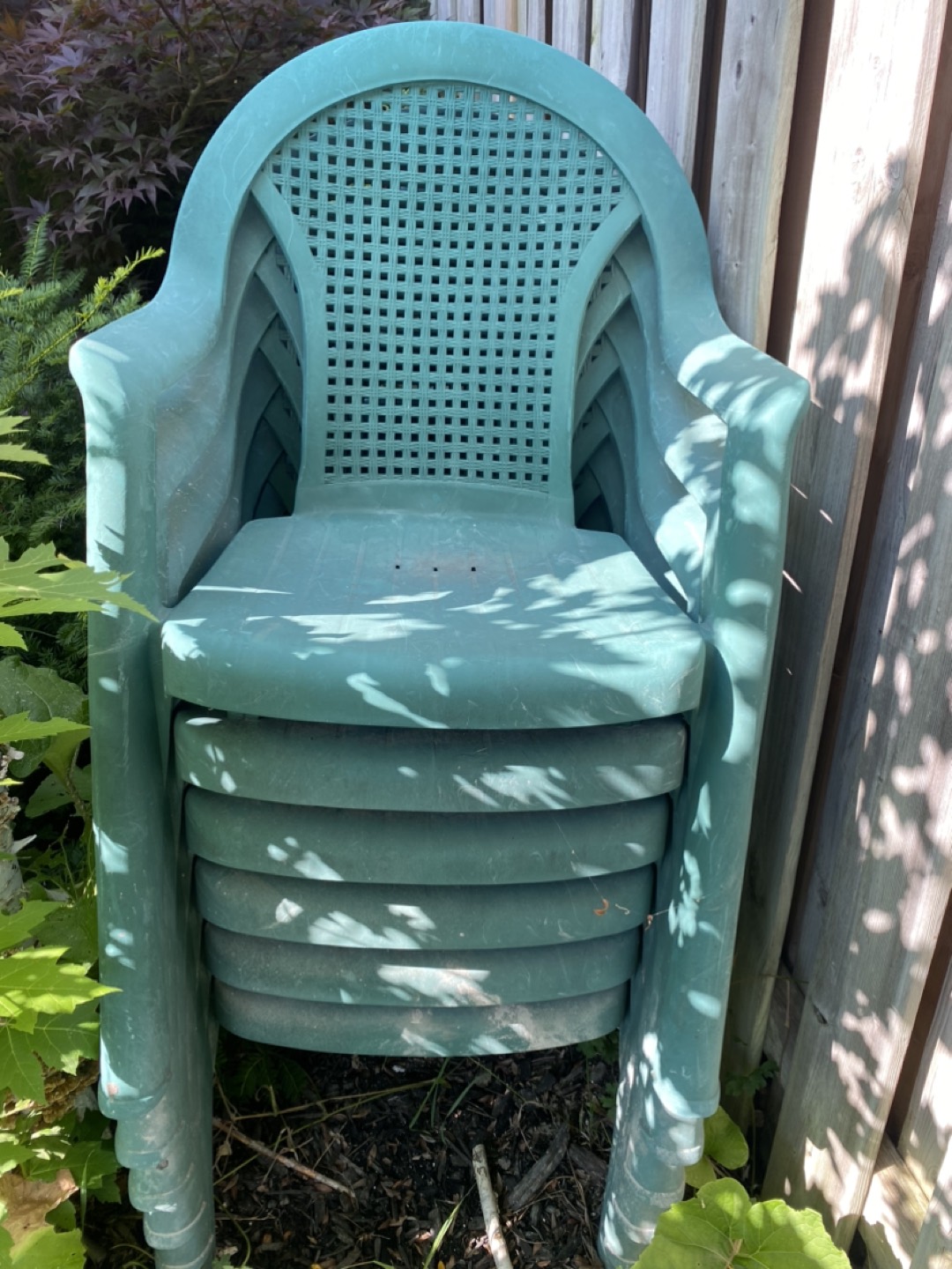 Plastic Chairs x 6