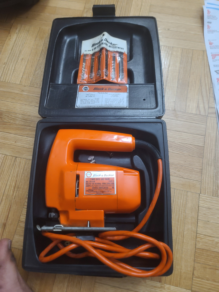 Black & Decker Two SPD Jig Saw  Tool