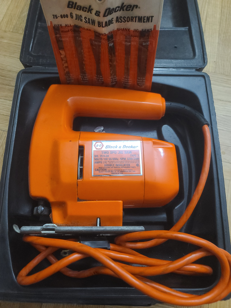 Black & Decker Two SPD Jig Saw  Tool - photo 2