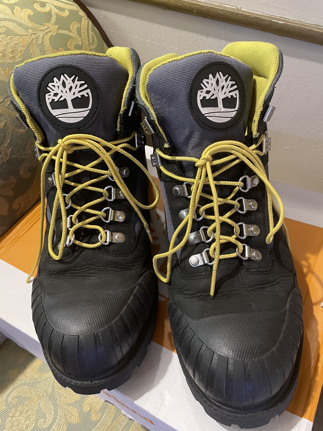 Timberland  boots 10.5 - photo 2