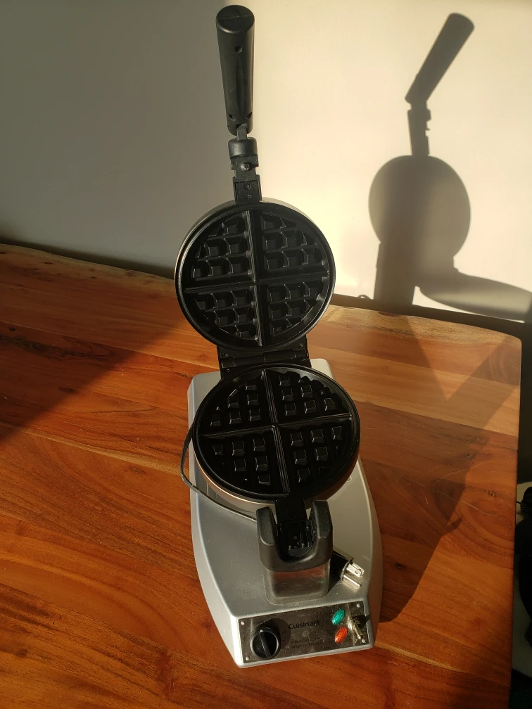 Cuisinart Waffle maker - photo 2