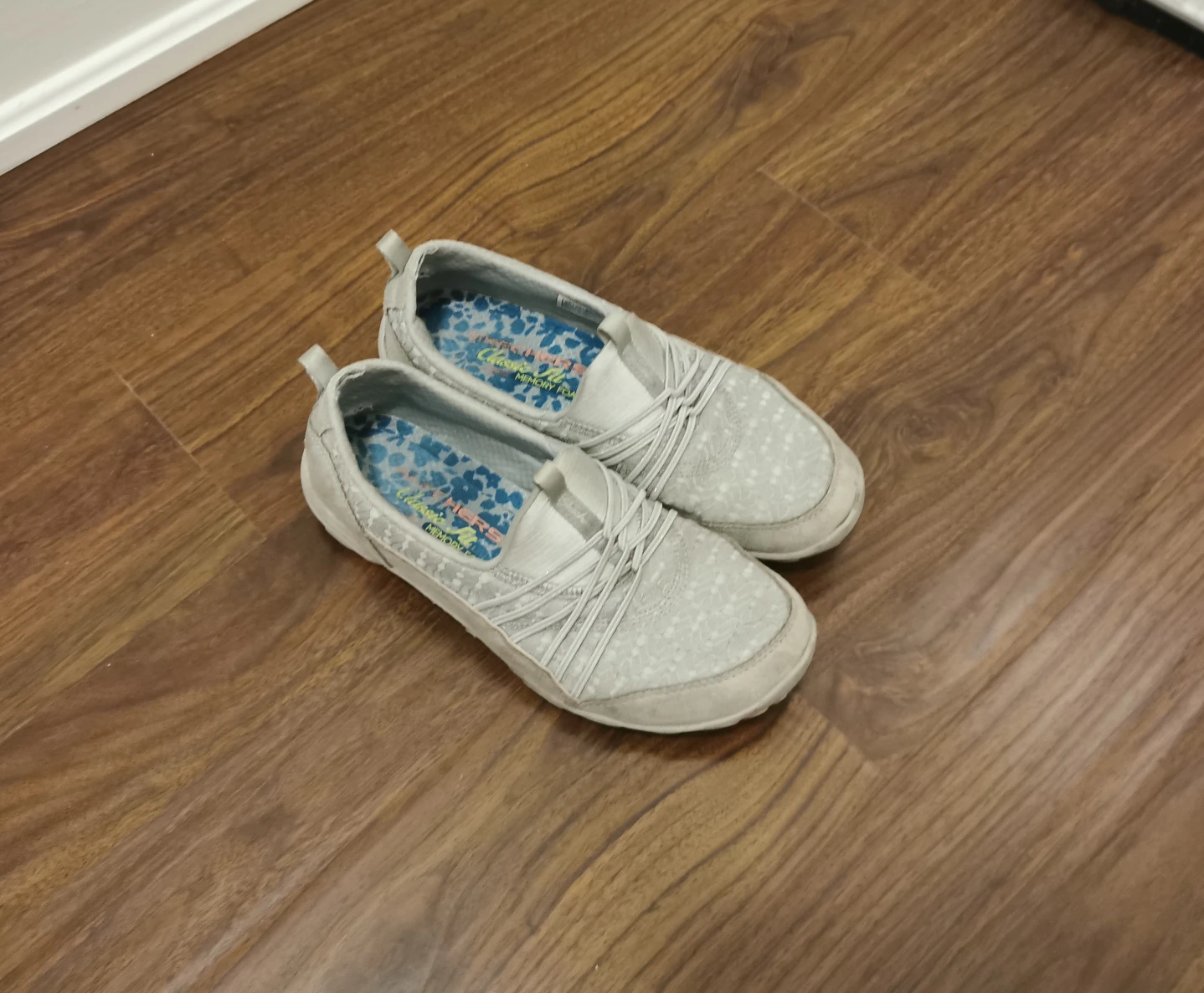 Free Sketchers slip on thumbnail