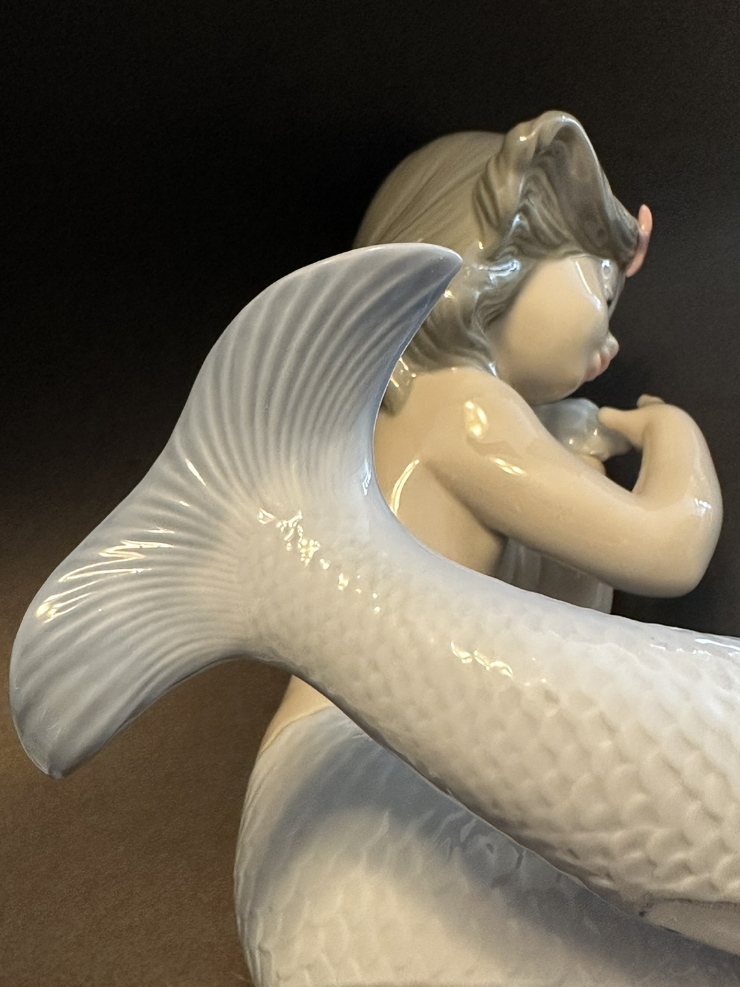 Nao Sounds of The Sea Porcelain Figurine image indicator(7)