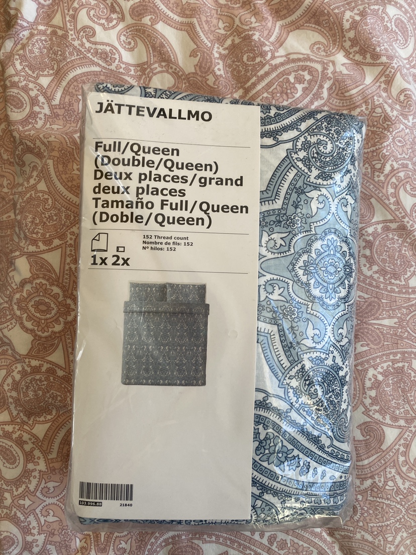 NEW: IKEA duvet cover and pillowcases (full/queen)