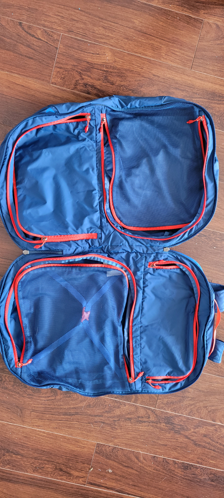 MEC carry-on backpack image indicator(2)