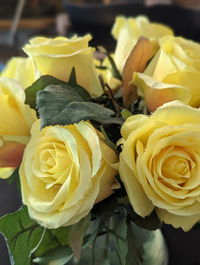 Artificial Flowers in Vase - photo 2