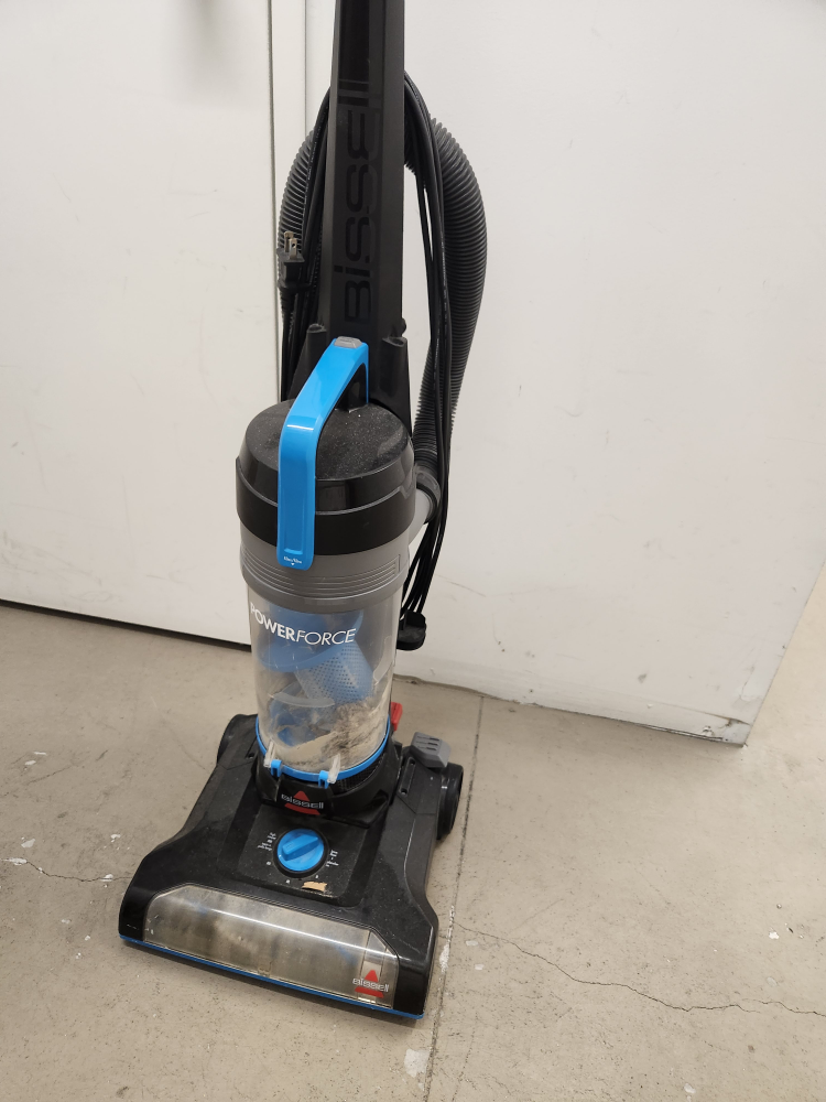 Bissell carpet vacuum cleaner for sale