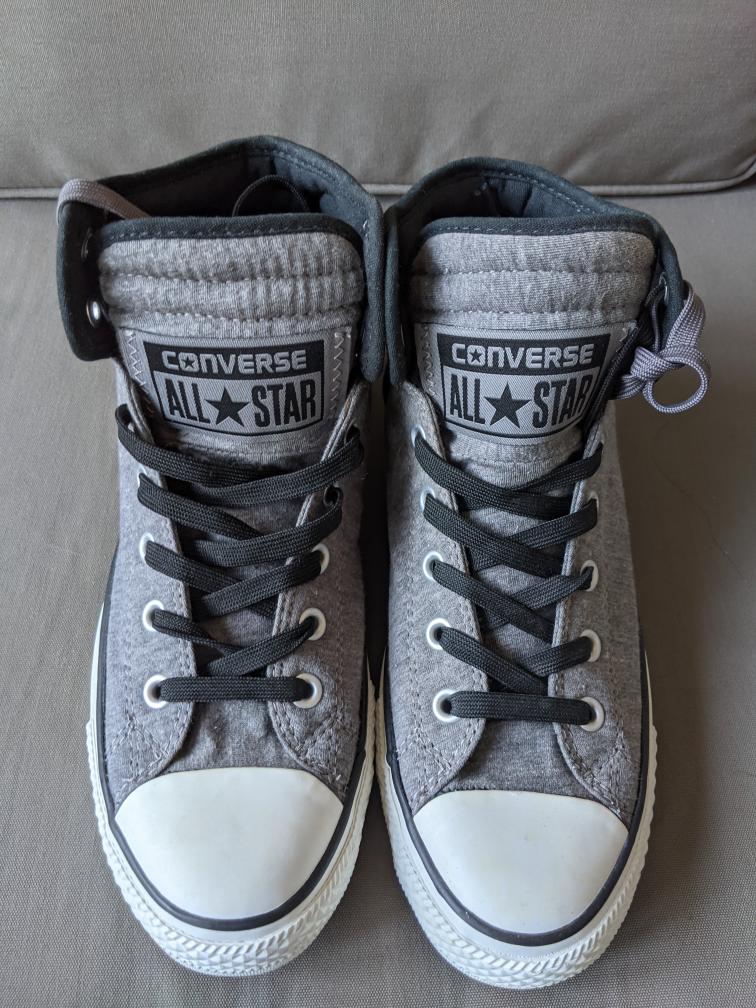 Converse Allstar High Tops **Never worn** image indicator(2)
