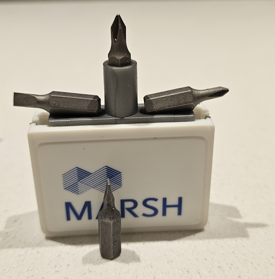 #freecycle Small Screwdriver Set image indicator(3)