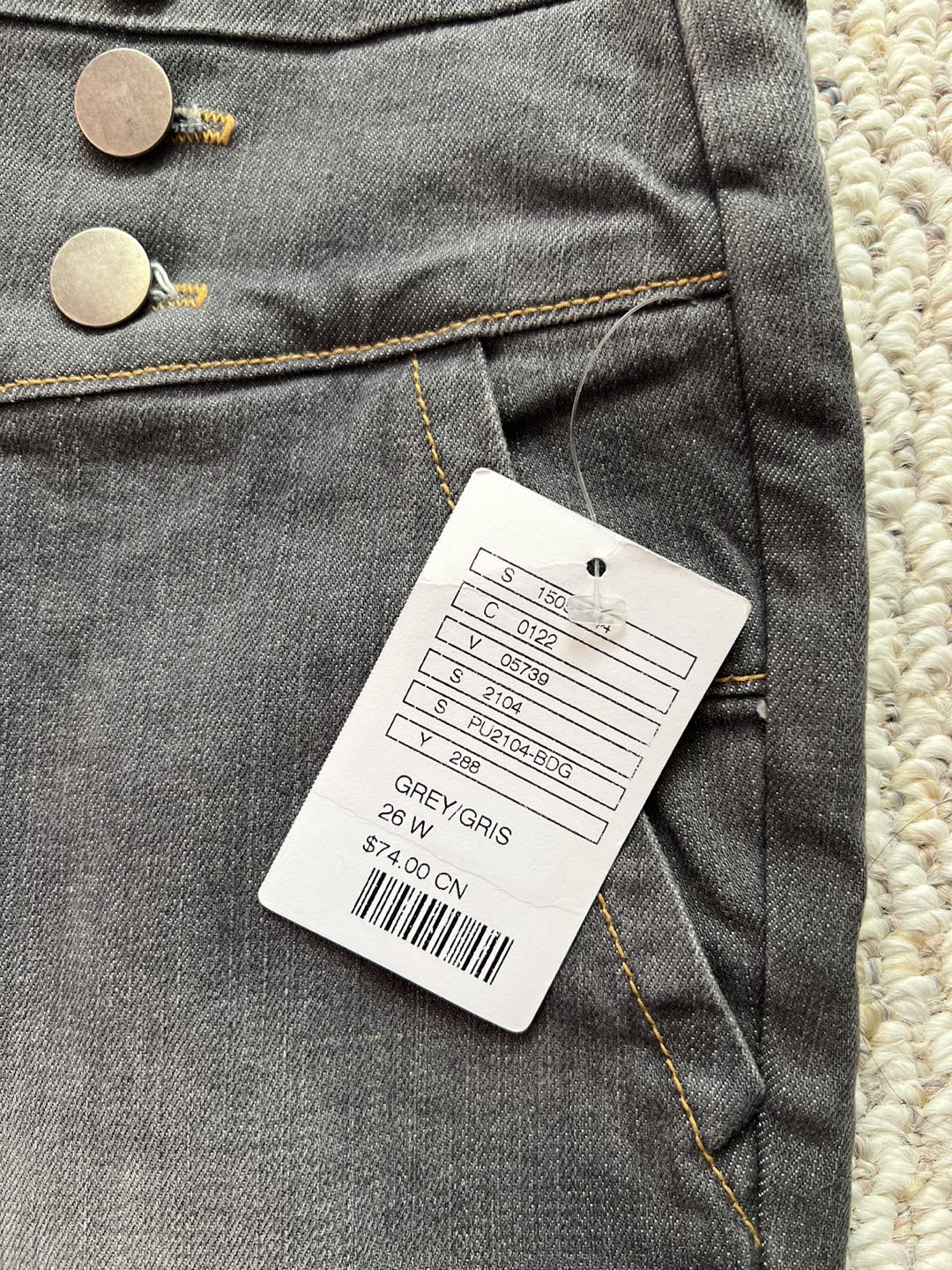 BNWT Urban Outfitters BDG grey Denim Jeans retail $80+ image indicator(9)