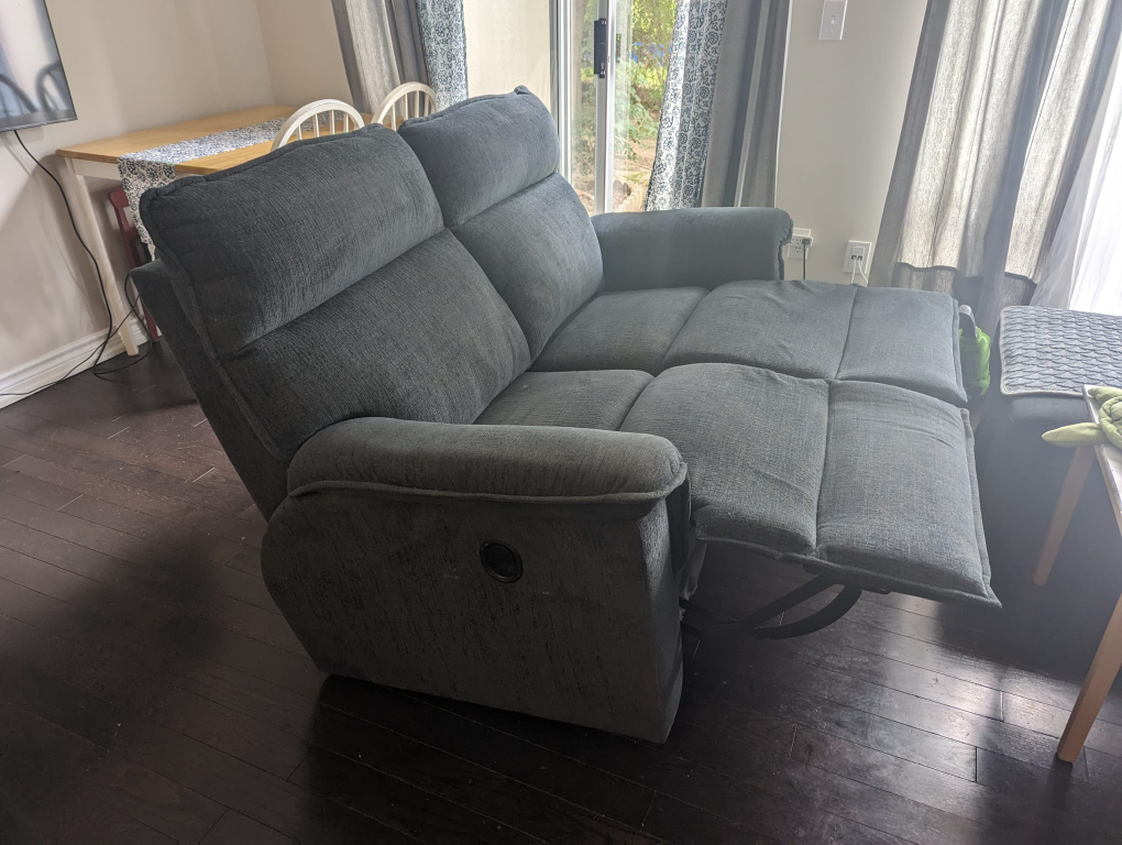2 seater recliner/lazyboy