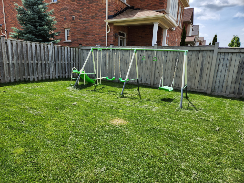 outdoor swing set for children, good condition - photo 3
