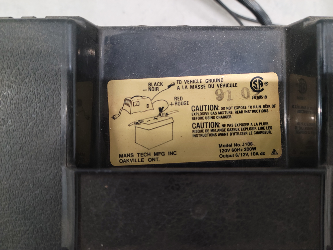 Unival Reactor Dual Voltage Battery Charger. - photo 2