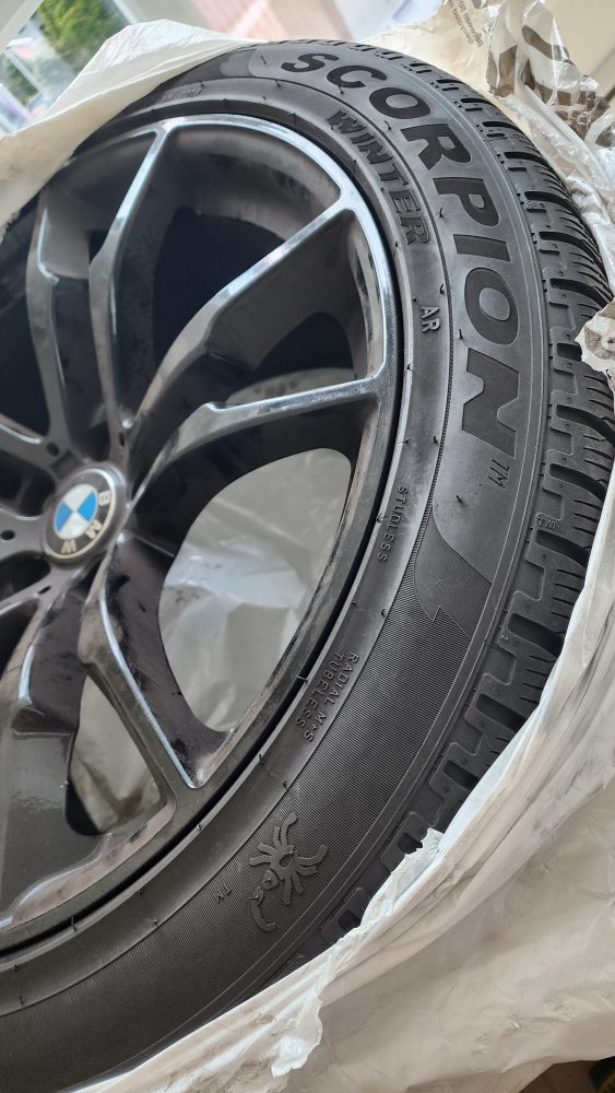 BMW rims, Pirelli Scorpion winter tires x 4 - photo 2
