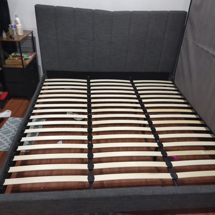 upholstered king size bed  - photo 2