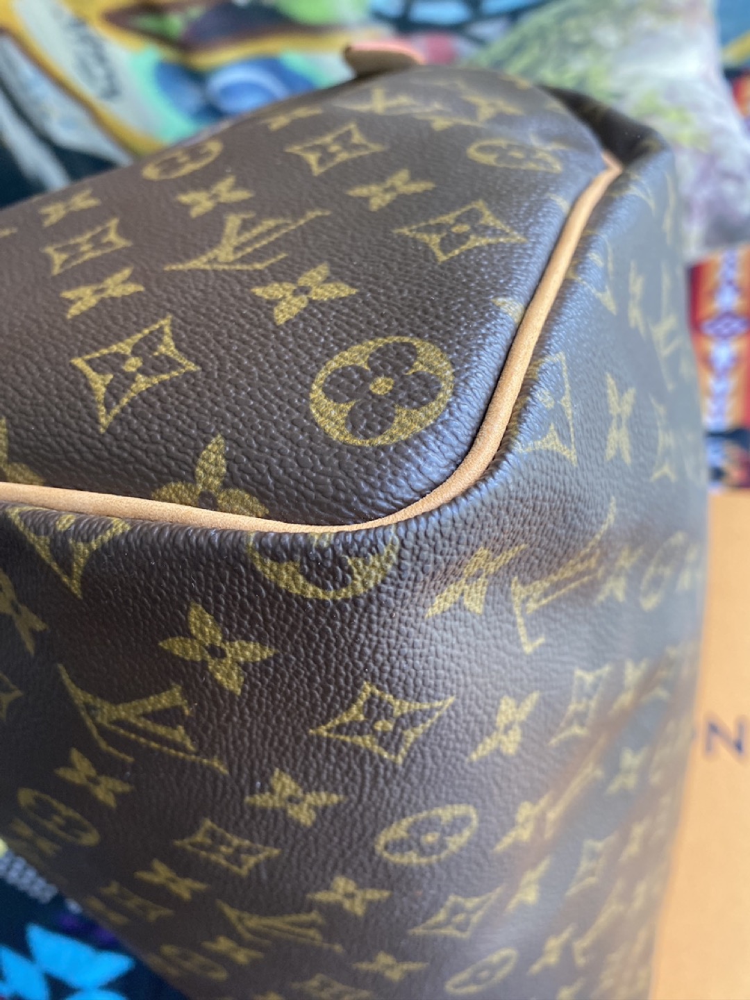 Louis Vuitton Speedy 40 image indicator(8)