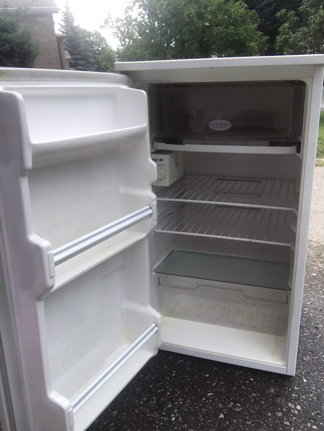 small fridge - photo 2