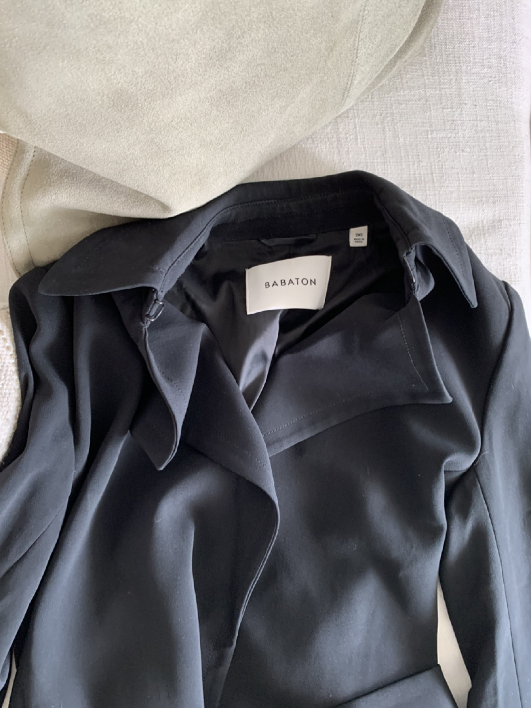 Babaton Adira Trench Coat size Xxs - photo 2