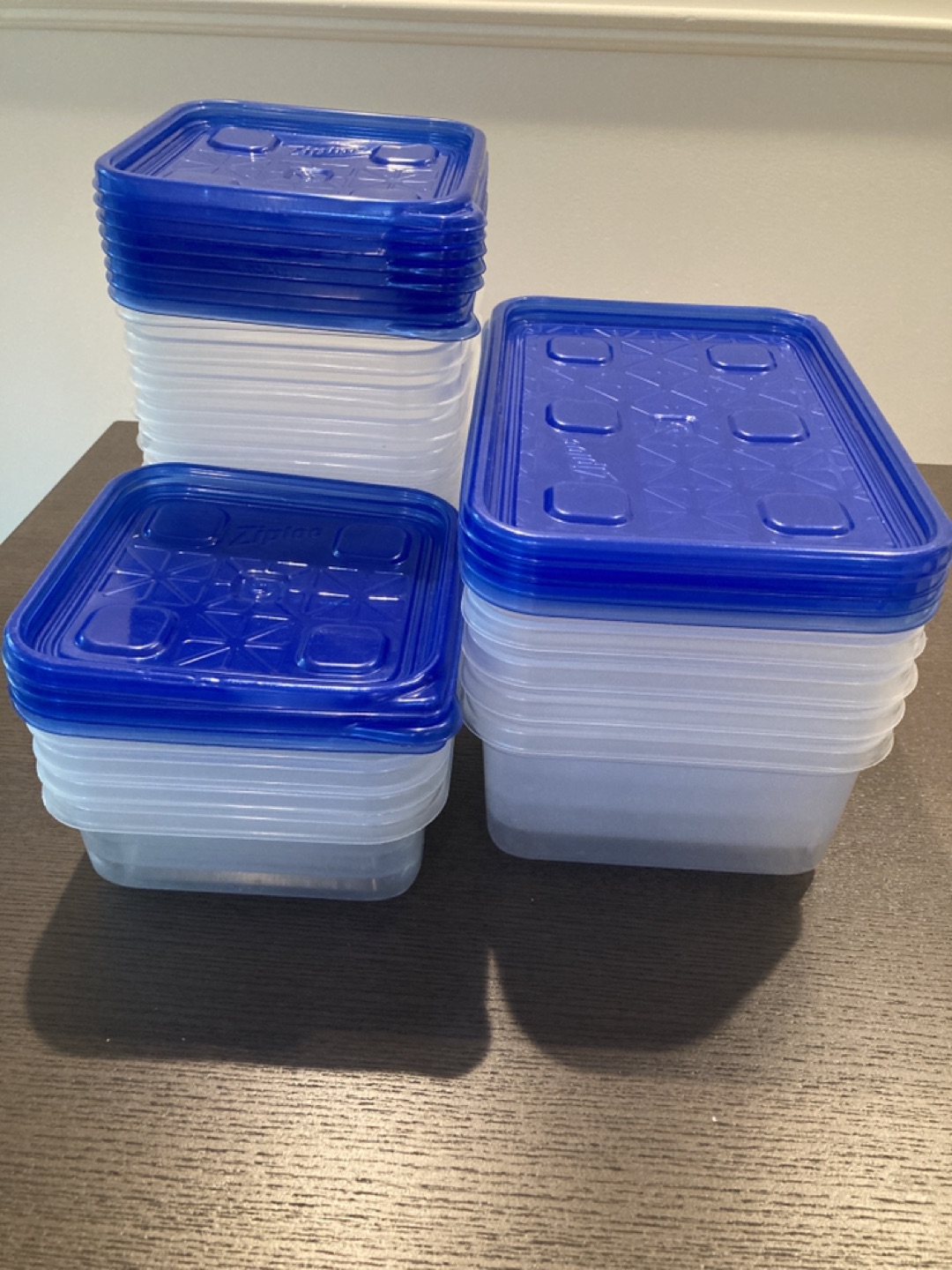 Ziploc storage with lids thumbnail