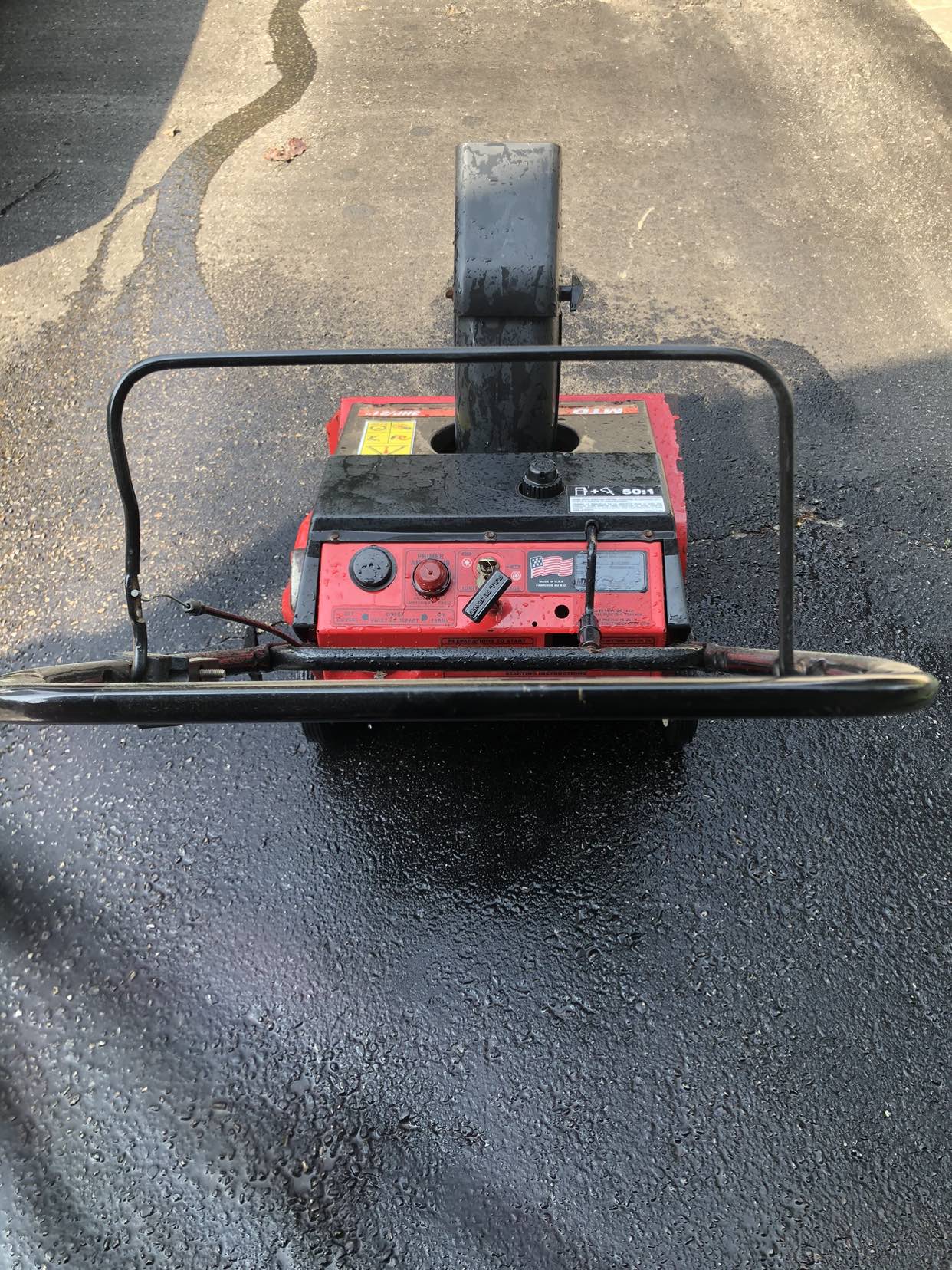 MTD 21 Inch Snowblower 3HP - photo 3