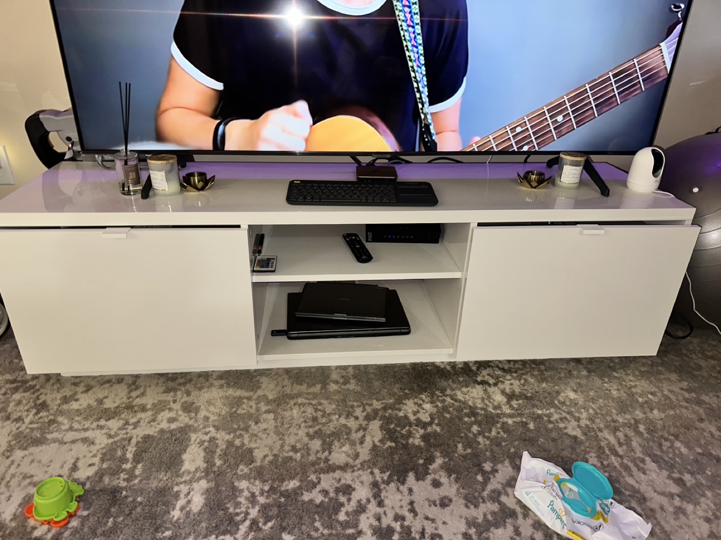 Tv Stand - photo 4
