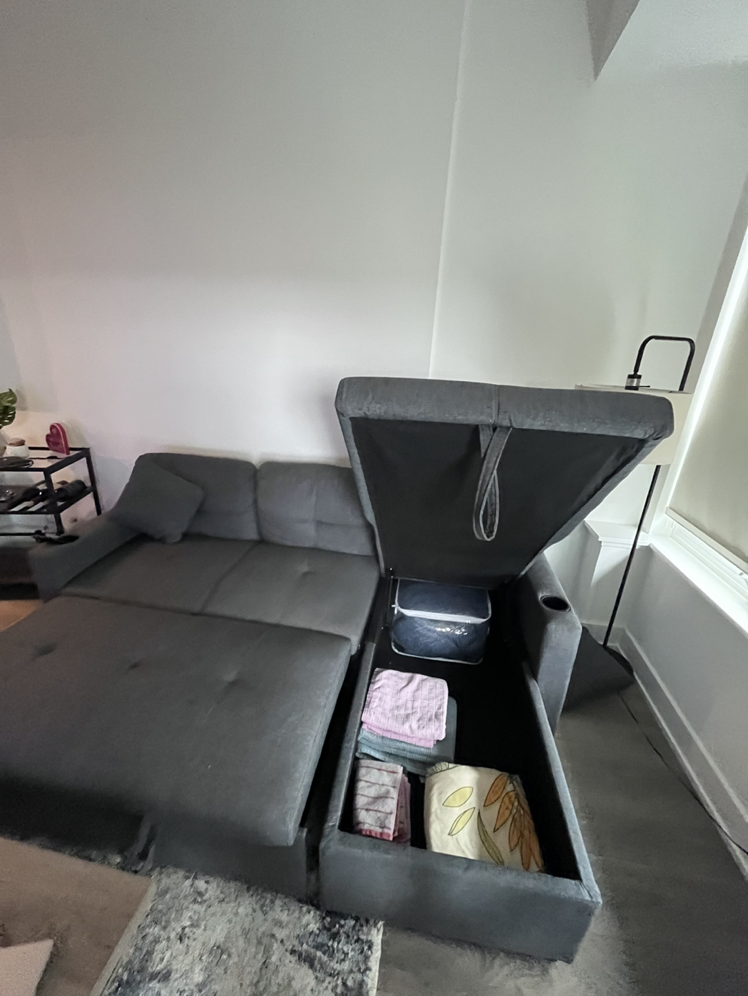 Pull out sleeper sofa 💚 - photo 3