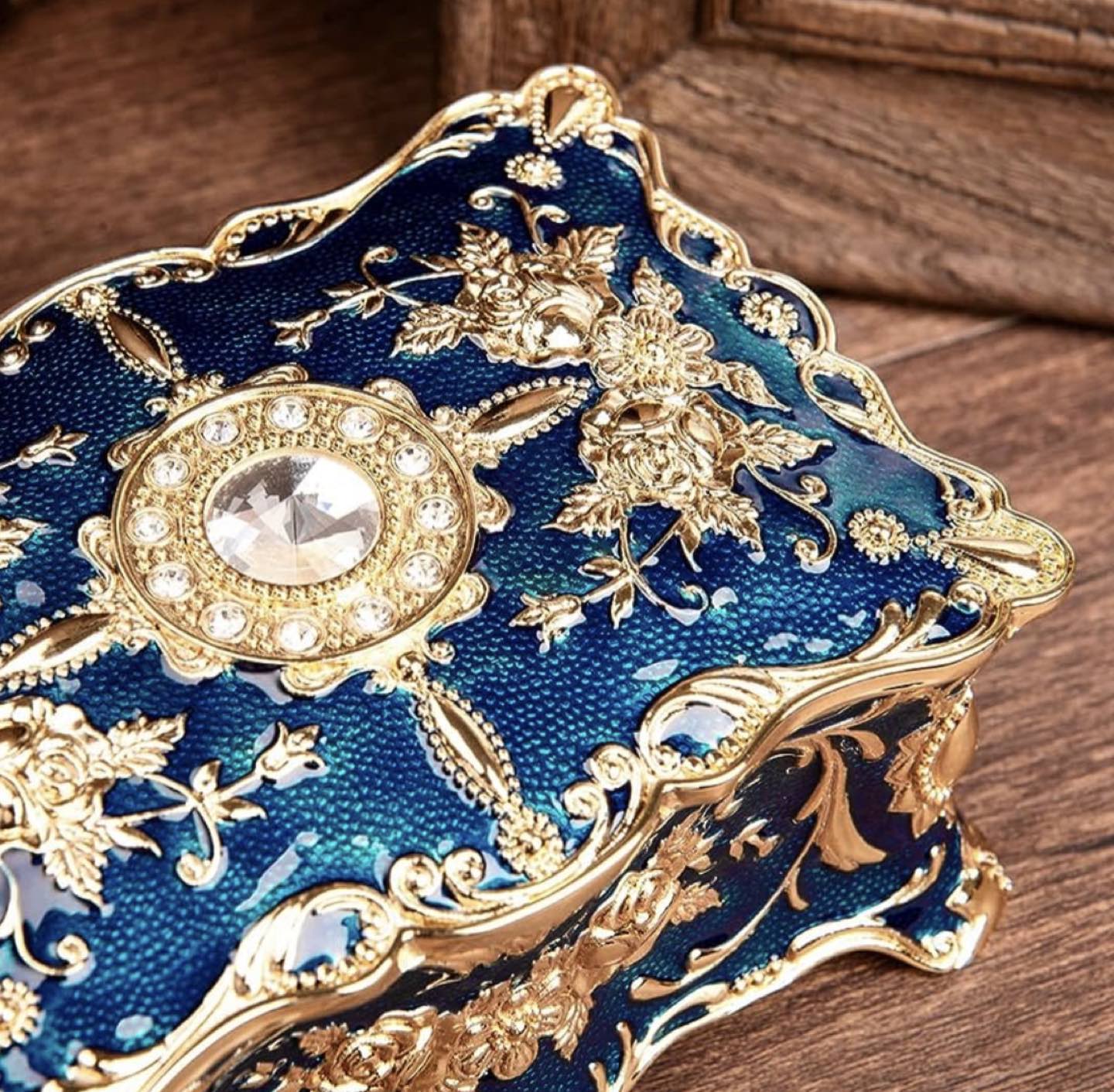 Metal Jewellery box European Style - photo 3