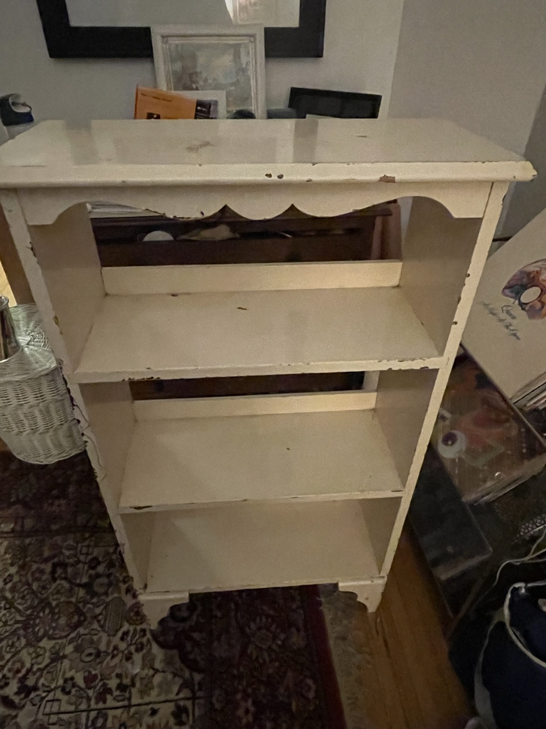 Free! Sturdy little bookshelf. thumbnail