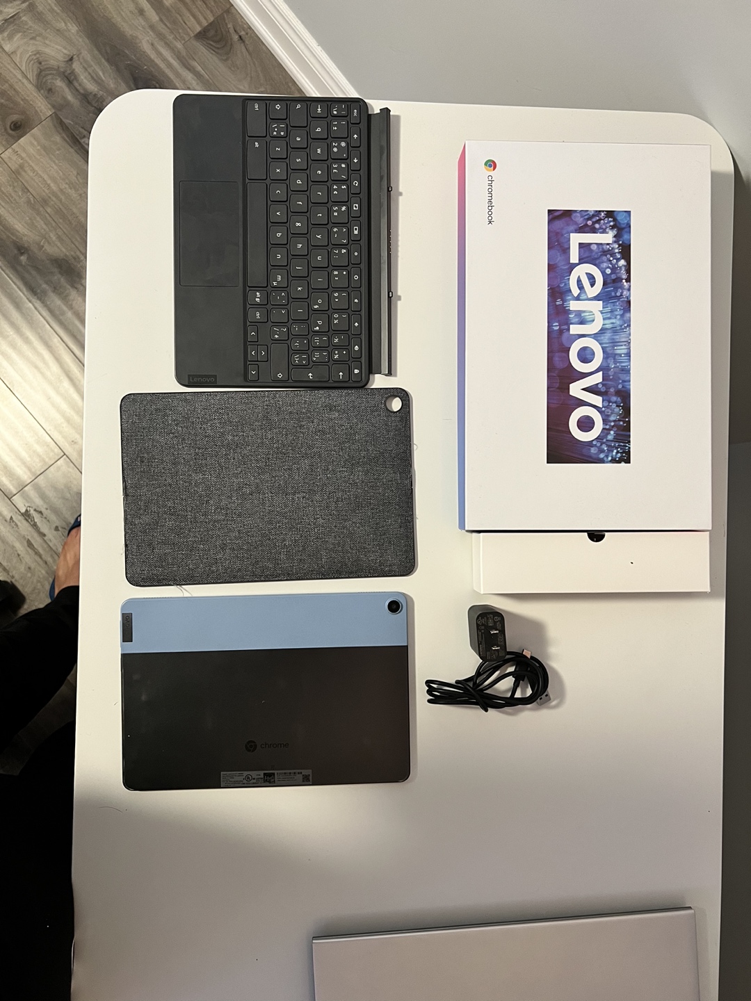 Lenovo Chromebook Duo 2 in 1 Tablet