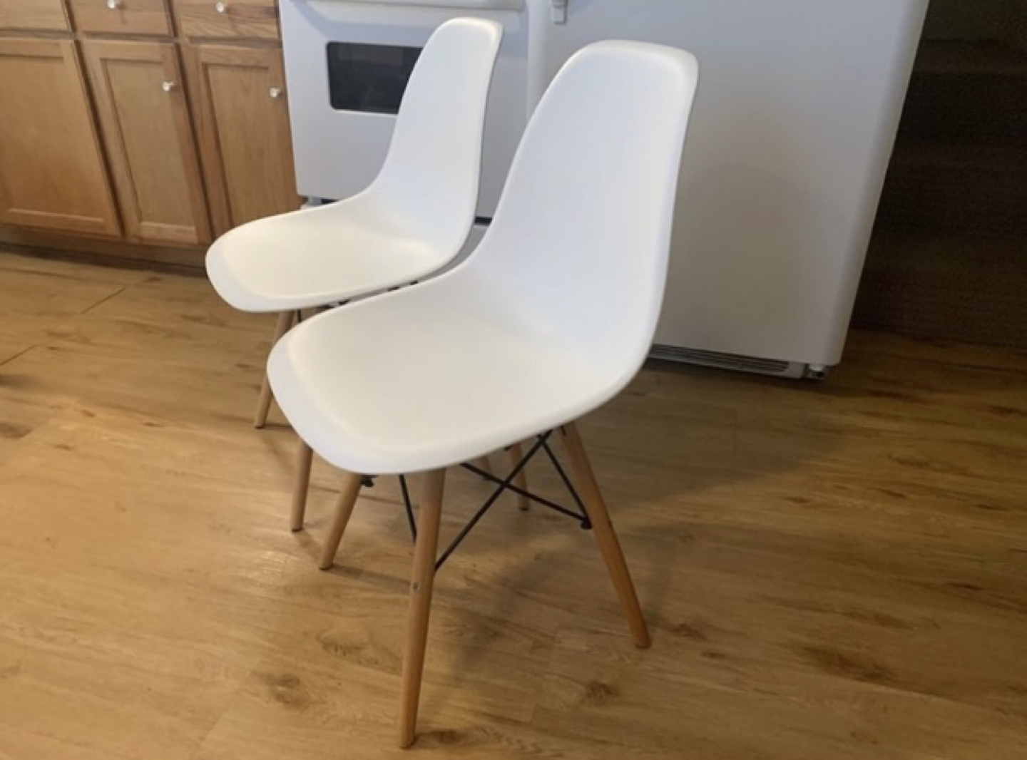Dining Chair White (2 chairs) thumbnail