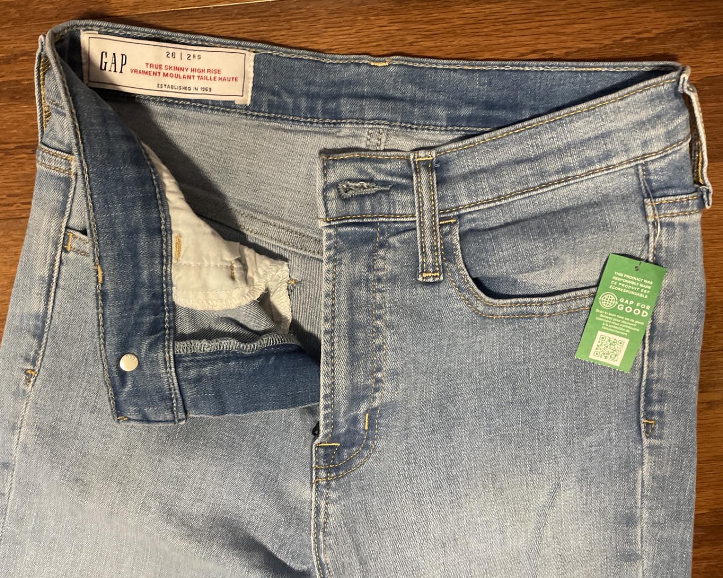 Gap True Skinny High Rise Jeans thumbnail