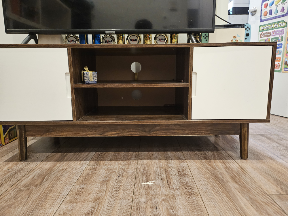 TV cabinet
