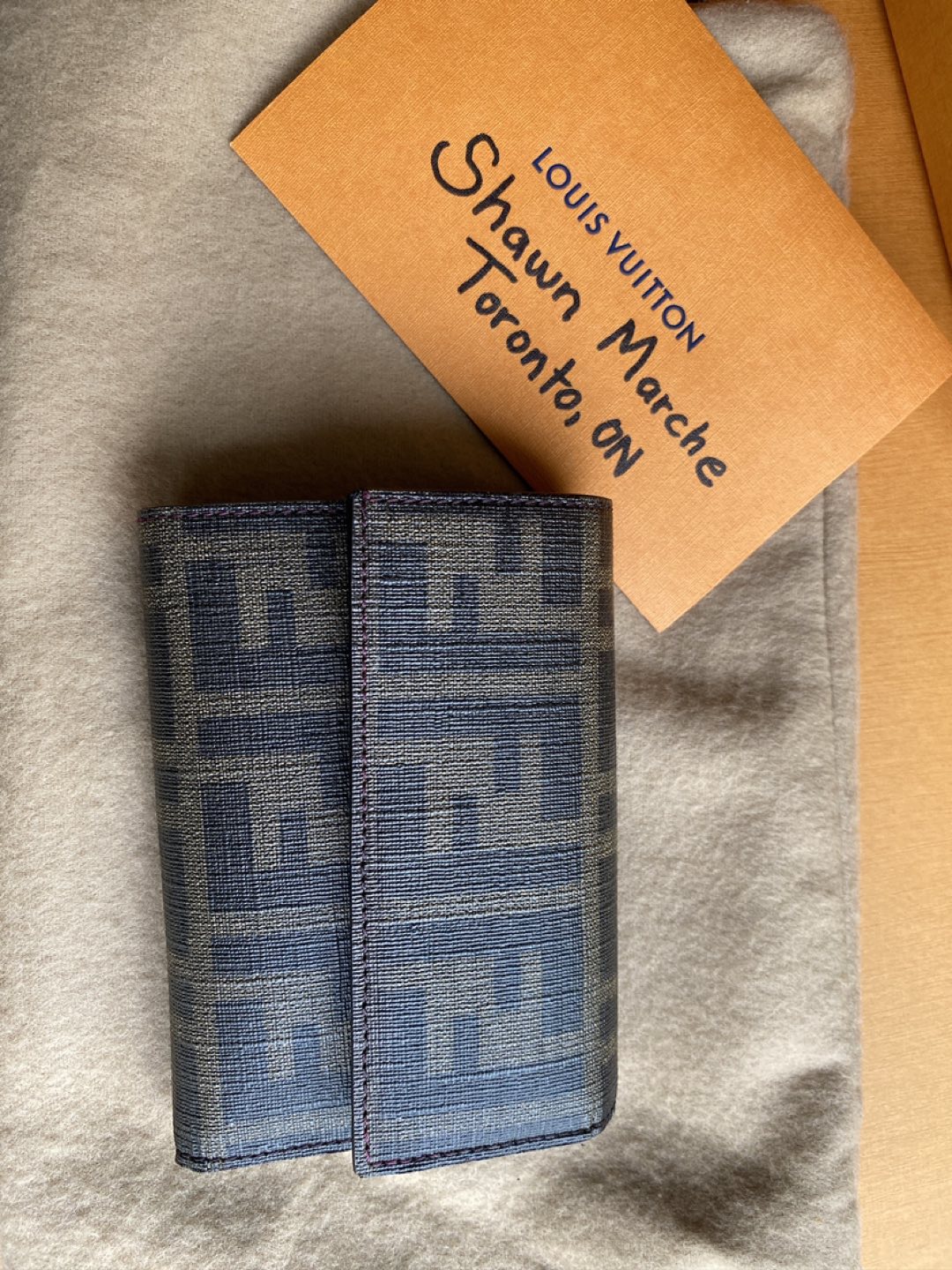 Fendi Bucca Wallet image indicator(2)