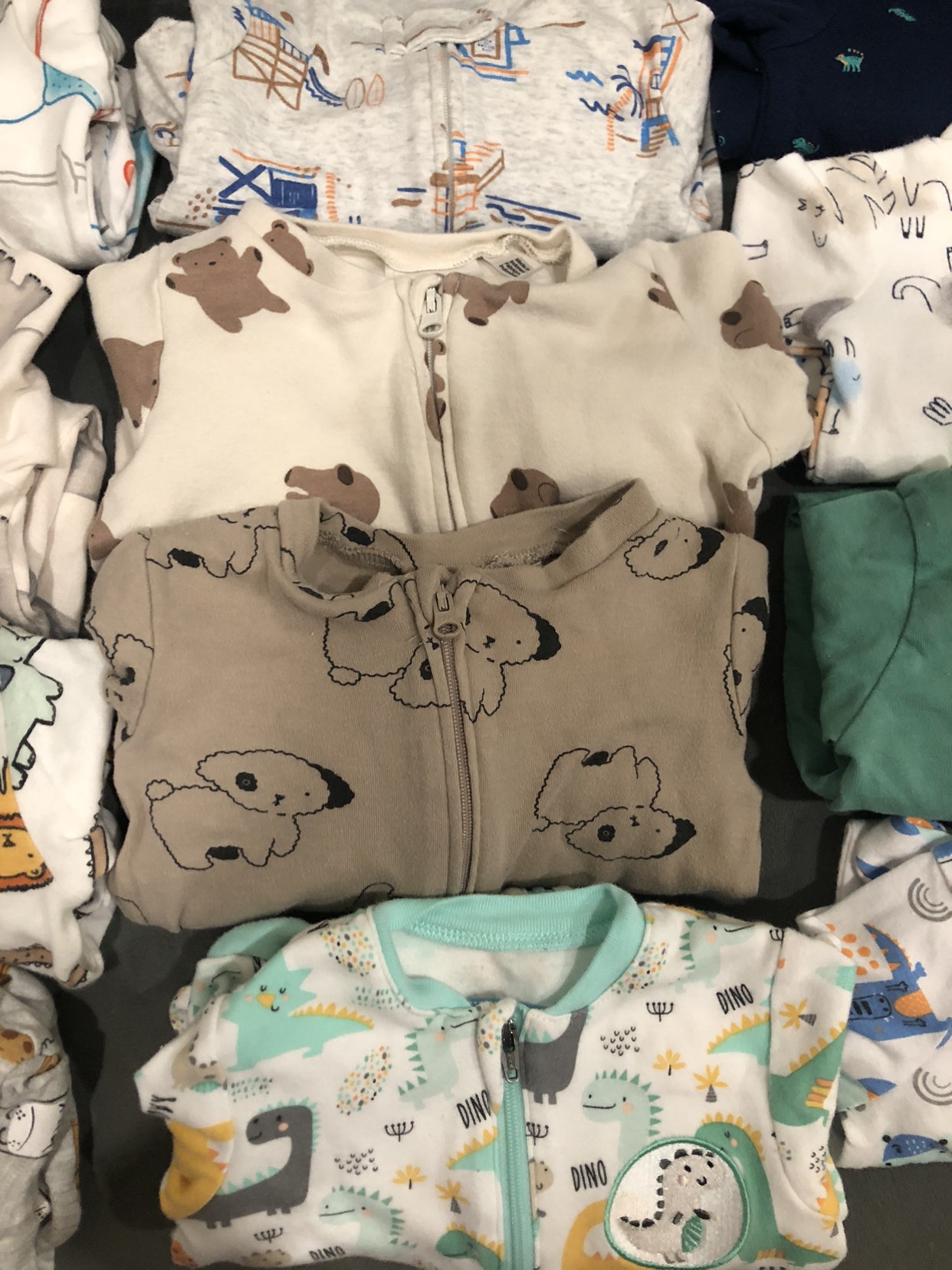 Baby onsies image indicator(3)