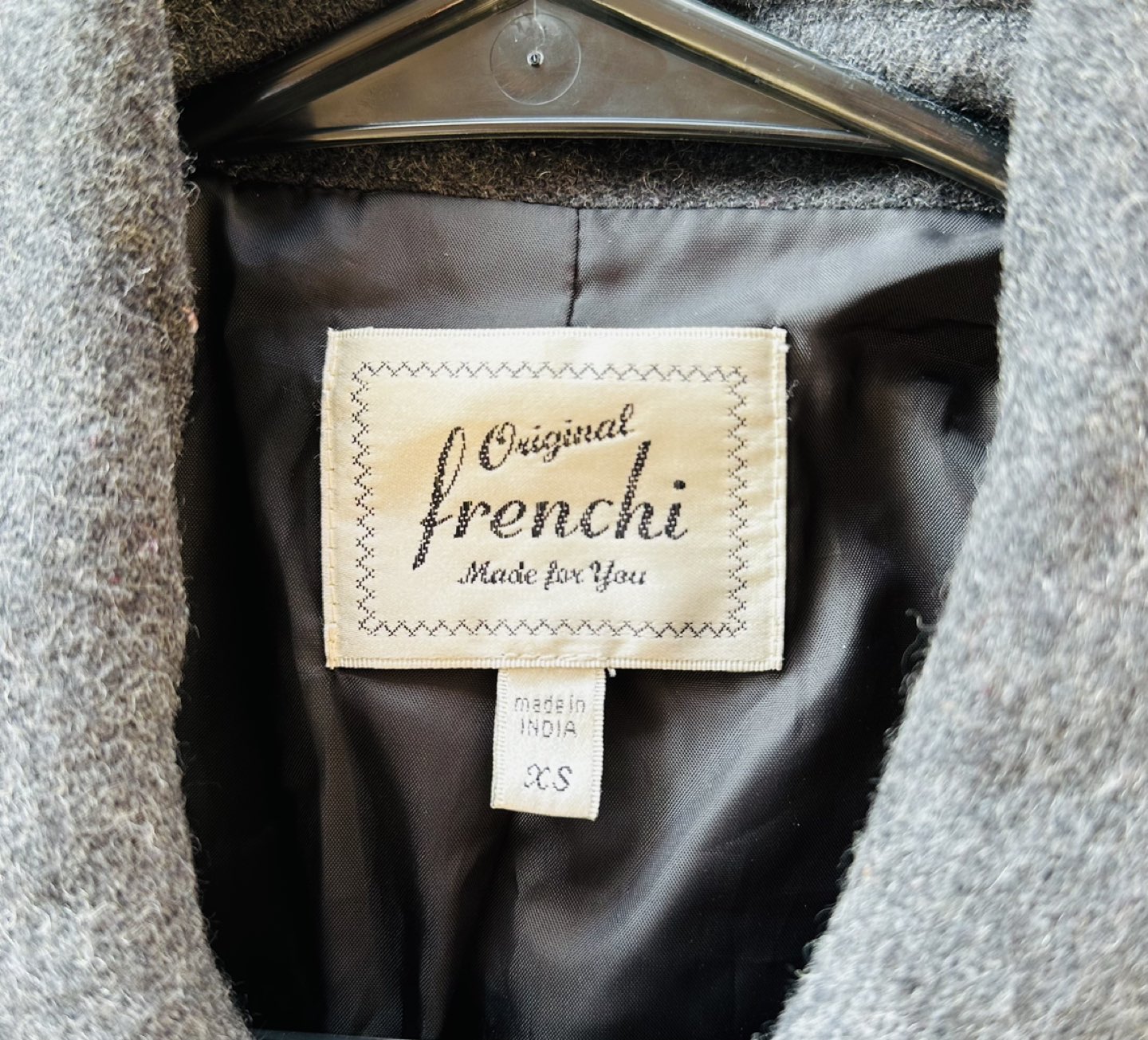 Women’s wool coat image indicator(3)