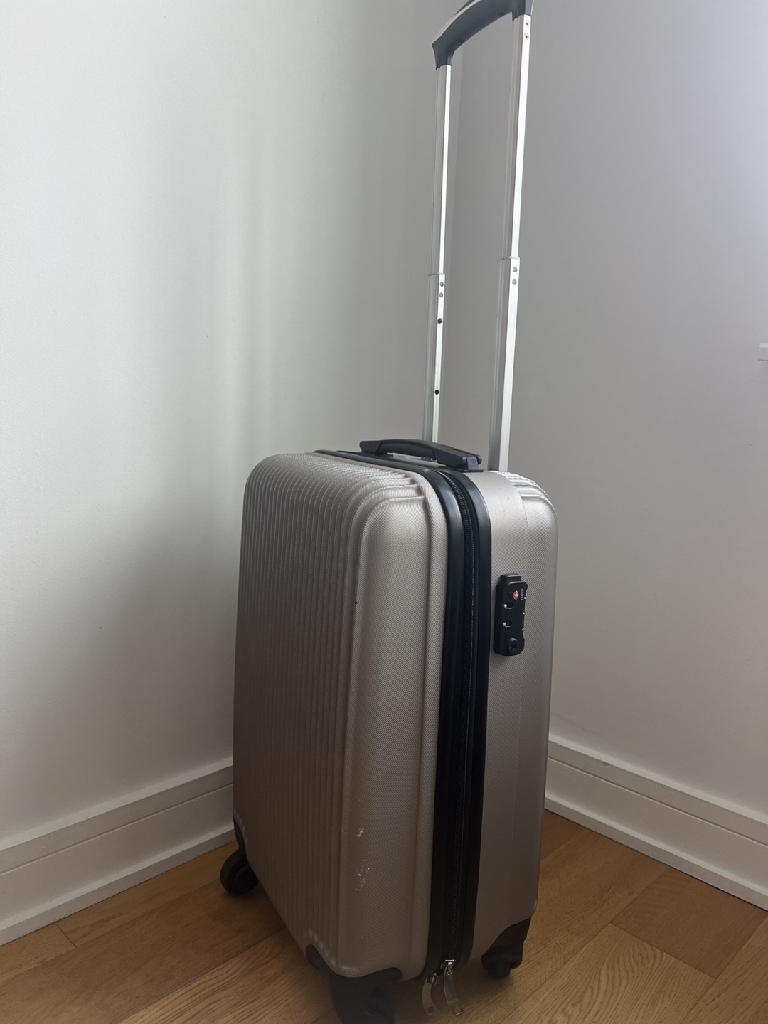 Carry on suitcase luggage