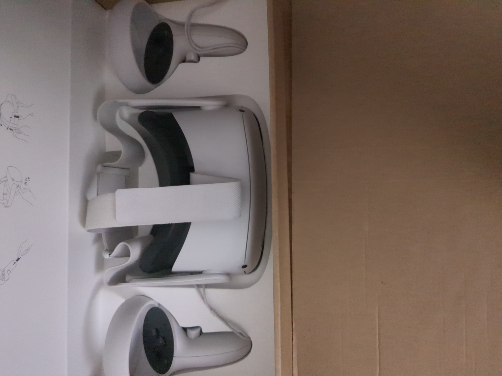 Meta Quest 2 (256 GB) image indicator(2)