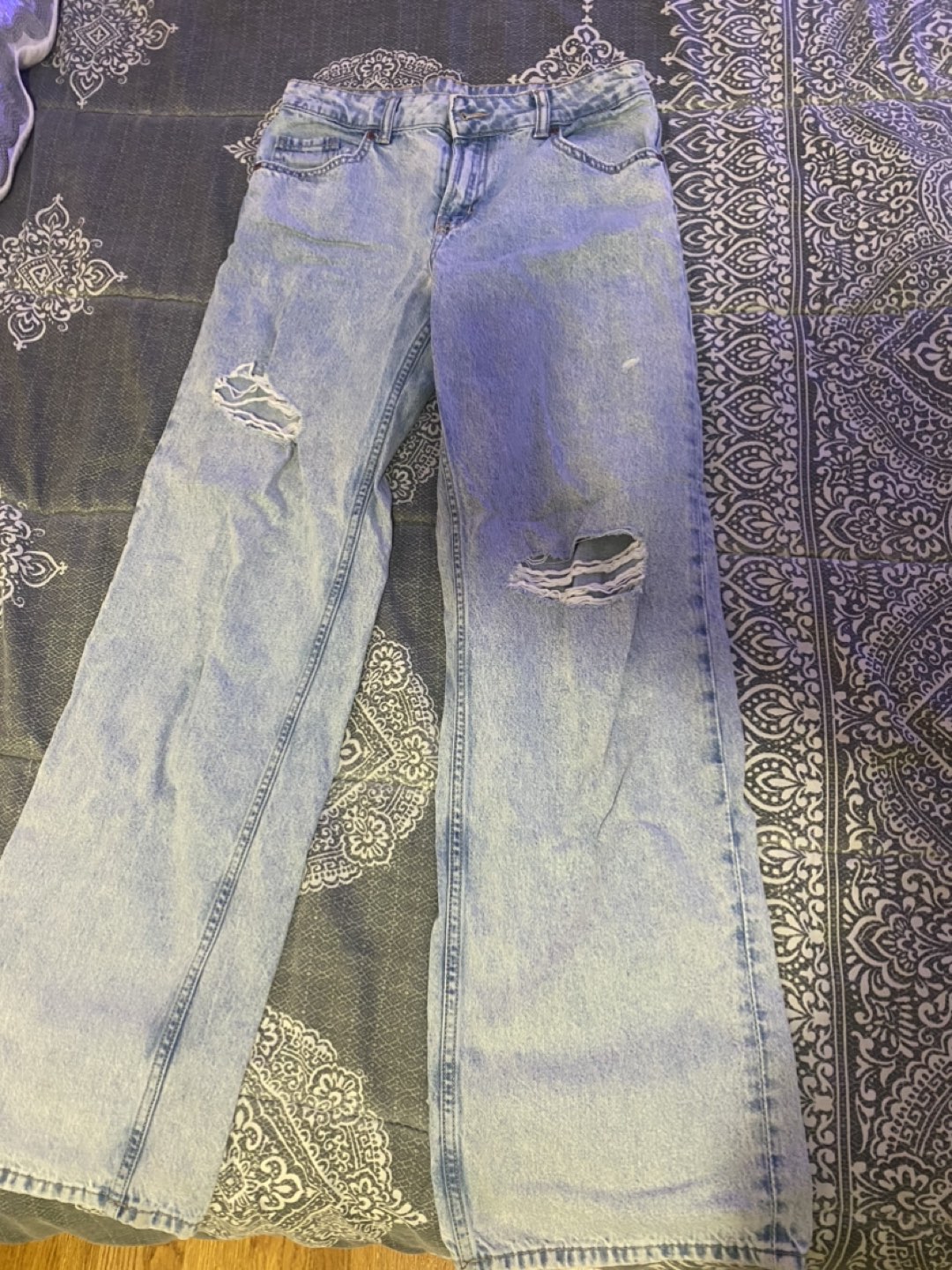 Wide light blue jeans