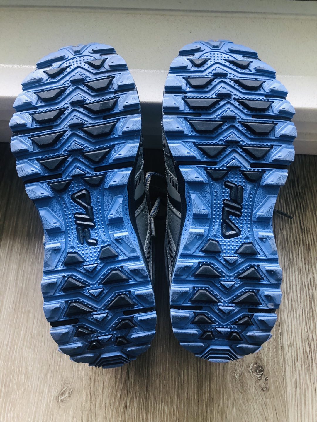 Fila women’s running shoes image indicator(4)