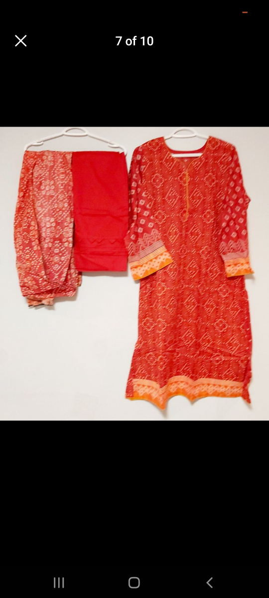 Pakistani Ladies Lawn Suits 3 Pieces Original Lakhani Large Size image indicator(3)