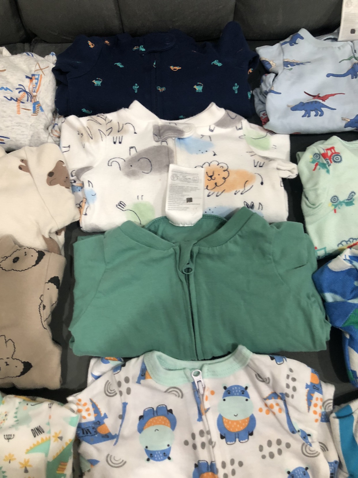 Baby onsies image indicator(4)