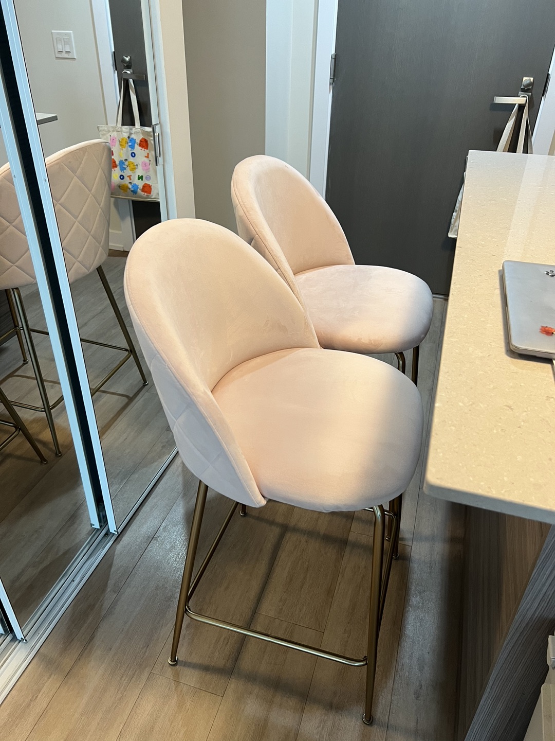 MOVING SALE! Structube counter stools. - photo 2