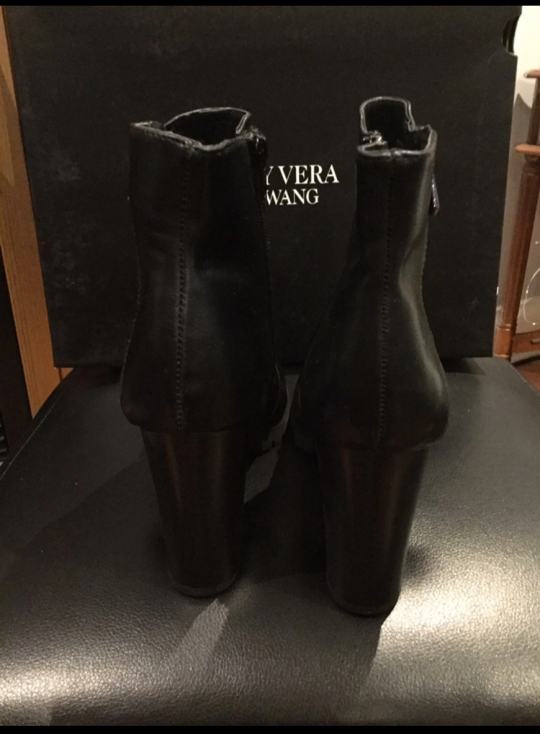 Simply Vera Vera Wang Canary High Heel Ankle Boots Size 8.5 image indicator(8)