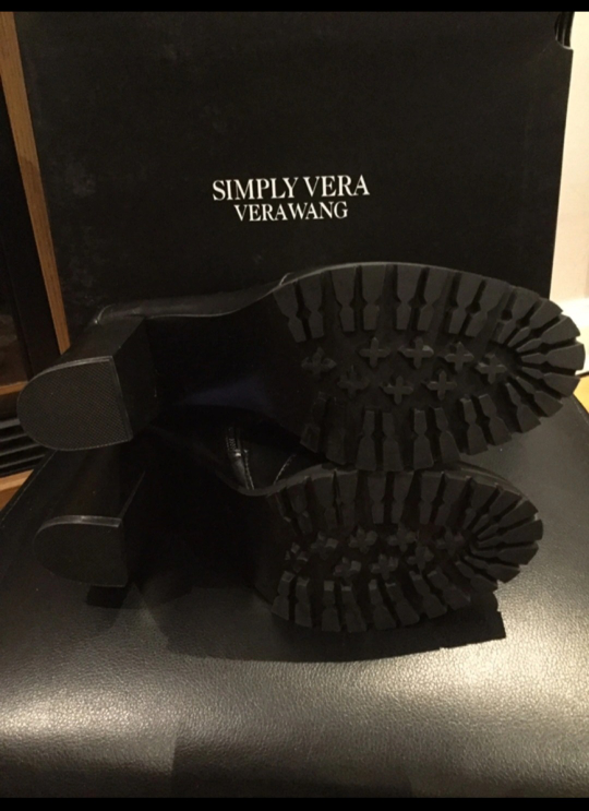 Simply Vera Vera Wang Canary High Heel Ankle Boots Size 8.5 image indicator(10)