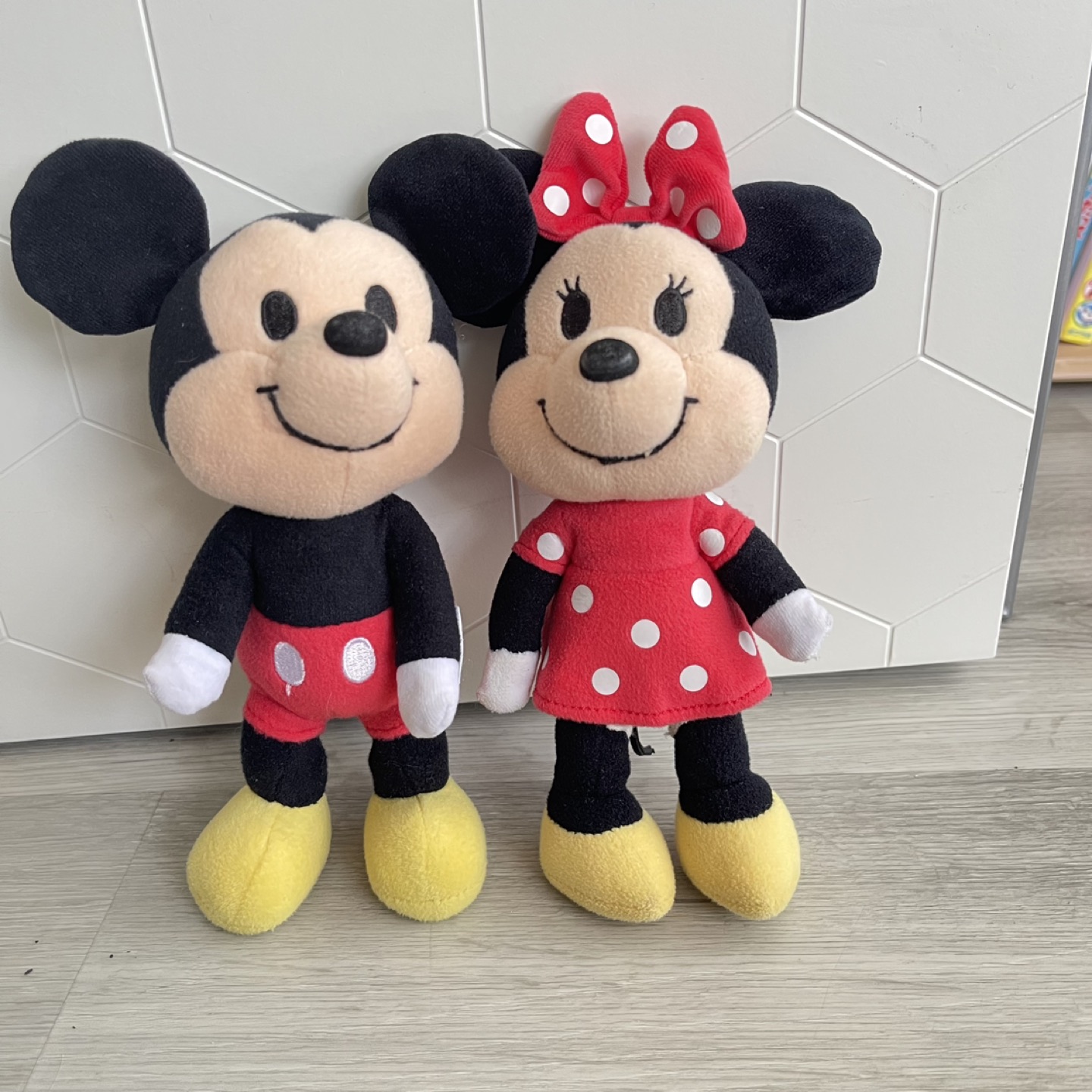 Mickey and Minnie mouse thumbnail