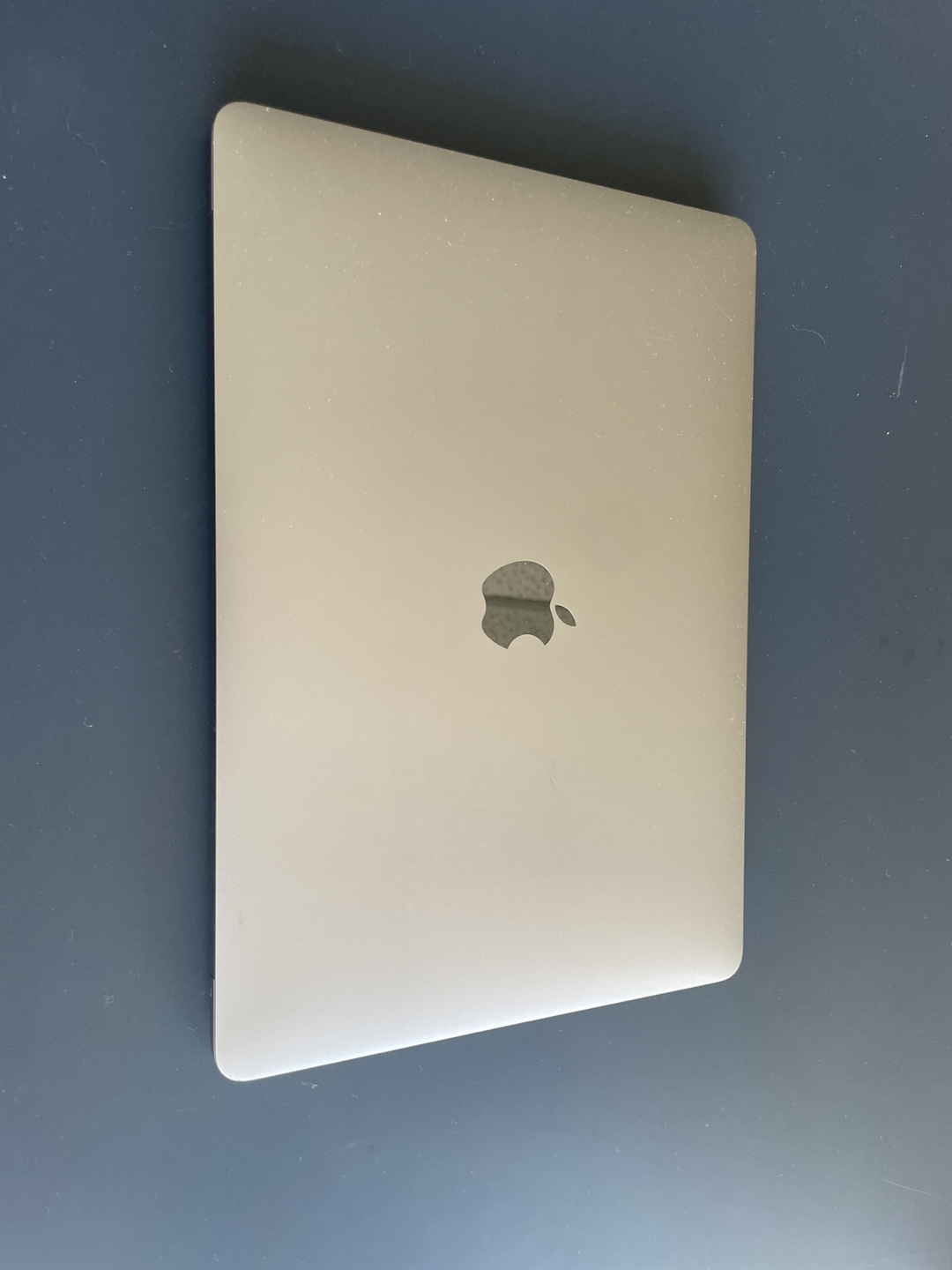 2020 MacBook Pro 13 inch 512 SSD 8Ram, 1.4G i5 CUP