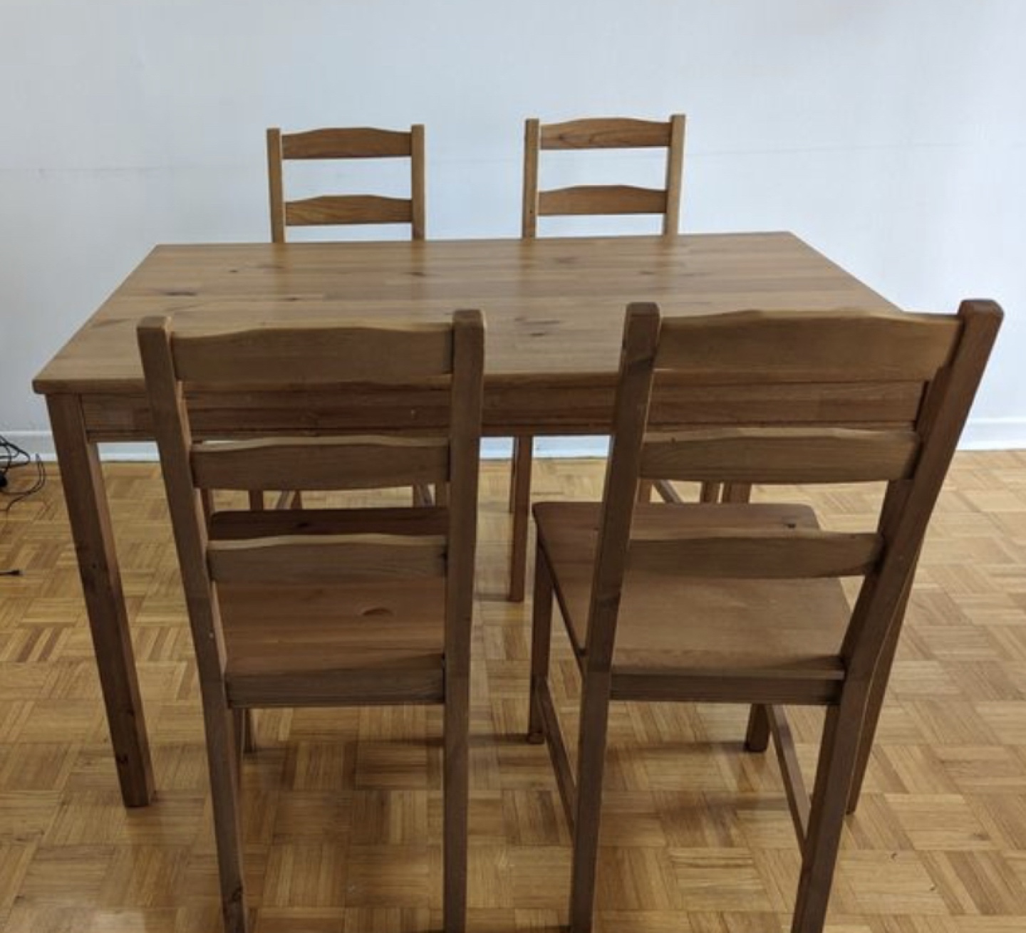 DINING TABLE - photo 4