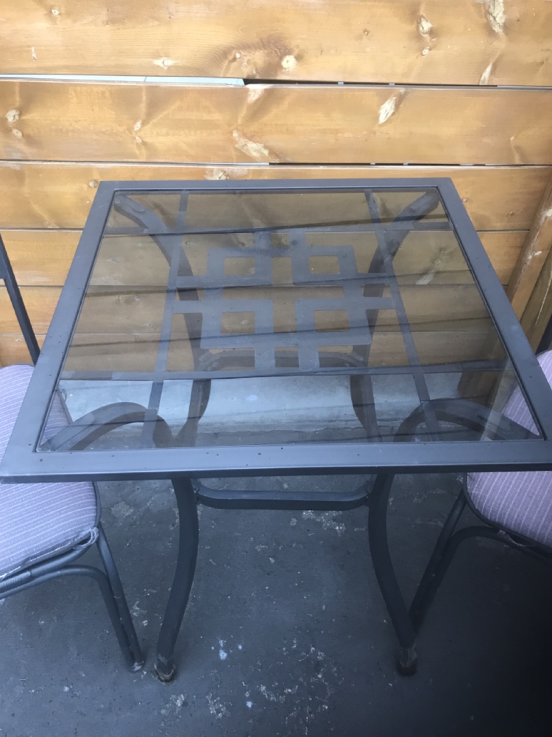 Table and 2 chairs - photo 2
