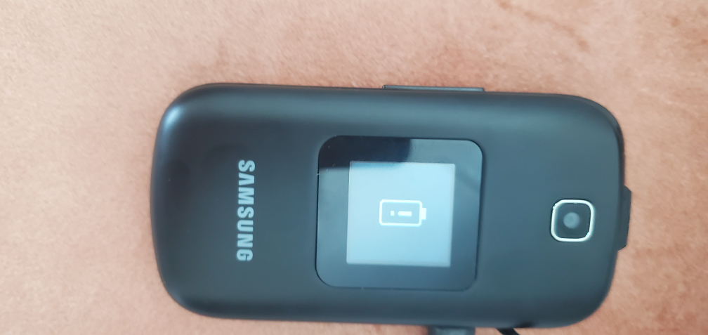 Samsung Black Flip Phone image indicator(2)